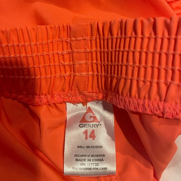 Girls tankini swim top with shorts - Picture 5 of 6